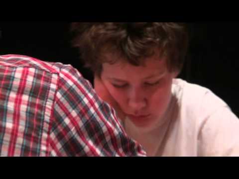 U15 4.2. David  Mičulka   - Mihovil   Vučič  ½ - ½