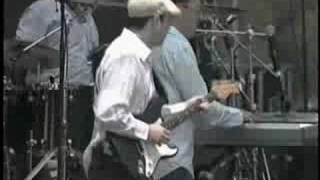 Yarone Levy - Guitarist - Blues solo at JazzFest West