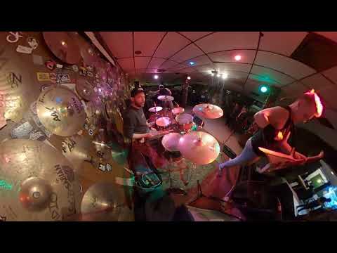 Molten black st Show