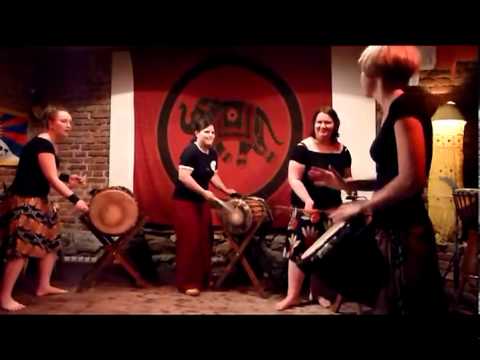 femaleafrobeat - Könöwoulen