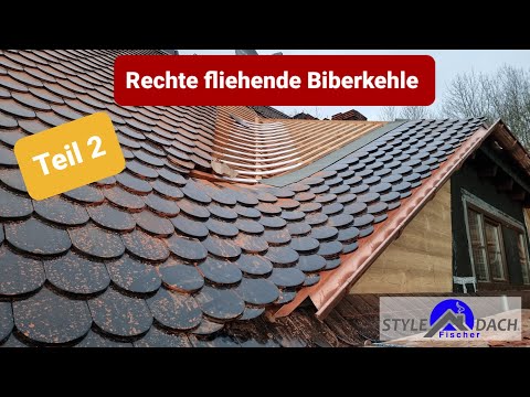 Rechte fliehende Biberschwanzkehle an Trapezgaube - Teil 2 - Biberschwanzdach in Leisnig