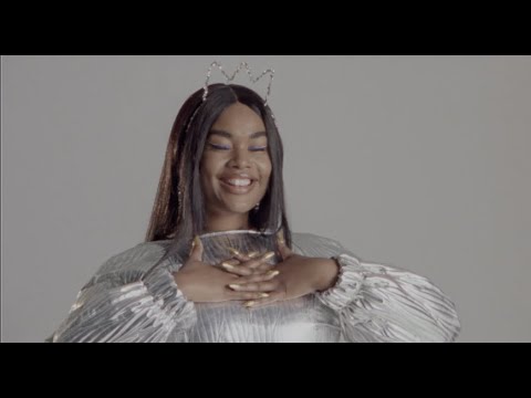 Alek Wek, Precious Lee, Remington Williams and Xiao Wen Ju reveal the true scenes of a fashion shoot