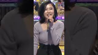 小島瑠璃子さん熱唱