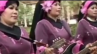 Download lagu Nasida Ria - MASITOH INDONESIA Part 1 Music Kasidah Lagu Religi.(@m.samsudin843) mp3