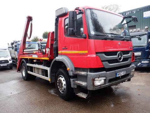 2013 Mercedes Axor 1824 Skip Loader