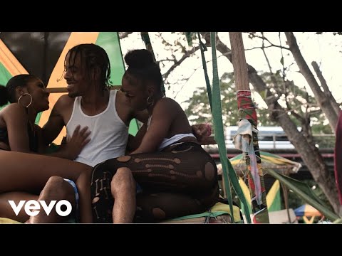 TRAXXDEALA - Rich & Famous (Official Video)