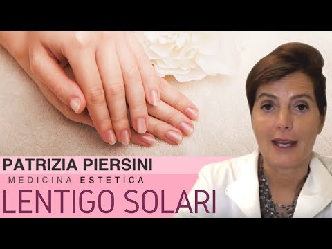 Lolio di coronopo del mare contro pigmentary nota risposte La vitamina A e pigmentary notano su una faccia