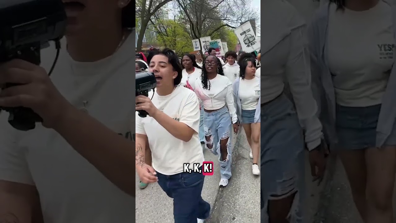 HS students marching in Milwaukee for #StudentDayofAction #Milwaukee #YouthVoices #Ice