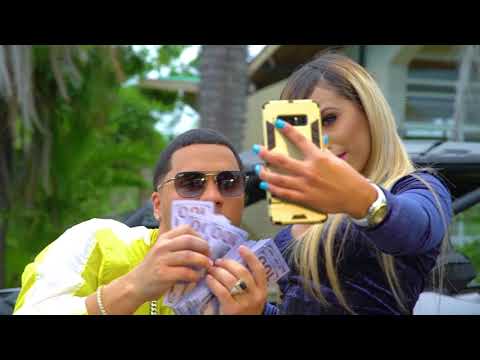 Video thumbnail for Selfie