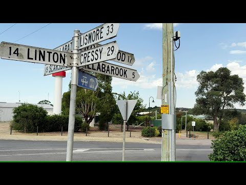 Cape Clear, The Australian town with a 13m Lighthouse - 90km from the sea.