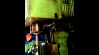 preview picture of video 'Nit srinagar Centre lathe machine'