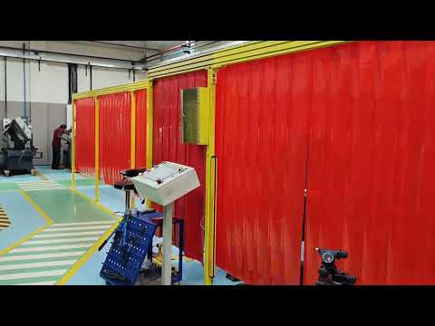 Red welding strip curtains, thickness: 3 mm