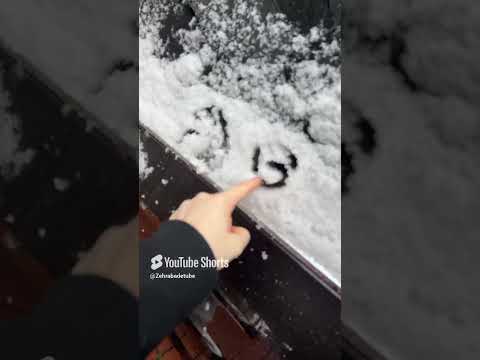 Bade arabanın üzerinde kar var #bade