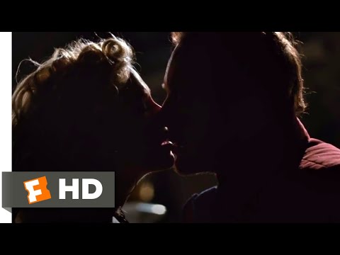 ヤングアダルト (2011) - 盗まれたキスシーン (3/10) ｜Movieclips (Young Adult (2011) - Stolen Kiss Scene (3/10) | Movieclips)