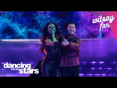 Gabby Windey and Val Chmerkovskiy Disney Quickstep (Week 4) | Dancing With The Stars ✰