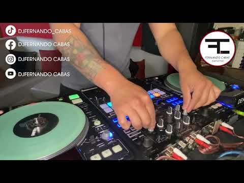 MIX FIIESTAS DE QUITO BAILABLE MEDARDO, TITOS ,GARLES ,TRAVOLTOSO DJFERNANDO CABAS