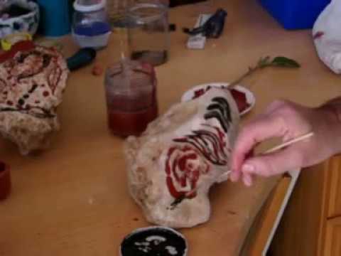 Enseñanza de la historia: Elaboración de pictografías en roca