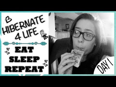 TRUE LIFE: I'M HIBERNATING ☆ Vloguary Day 1 ☆