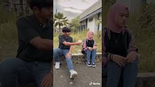 Download lagu Story Wa Tik Tok Lagu Armada Hargai Aku,Akan Di Cover Septi Anaknya Mang Kemi Rt Pada Tahun 2050. mp3 Download lagu Story Wa Tik Tok Lagu Armada Hargai Aku,Akan Di Cover Septi Anaknya Mang Kemi Rt Pada Tahun 2050. mp3