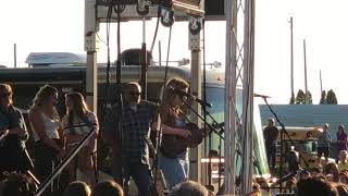 Maddie Poppe sings Landslide Butler County Fair
