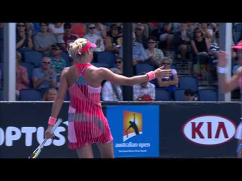 Hlavackova/Hradecka v Medina Garrigues/Parra Santonja highlights (3R) | Australian Open 2016