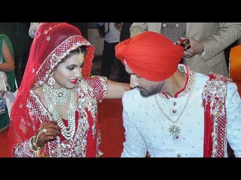 download lagu mp3 mp4 Harbhajan Singh Marriage Photo, download lagu Harbhajan Singh Marriage Photo gratis, unduh video klip Harbhajan Singh Marriage Photo
