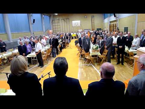 JULIA KLÖCKNER singt: Deutsche NationalHymne - fotoNoWo