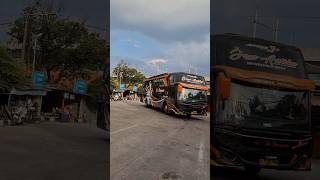 Download lagu Wiih‼️Si Hitam Bergambar Wayang#haryanto #bus #poharyanto #busmania #viral #fyp #viralvideo mp3