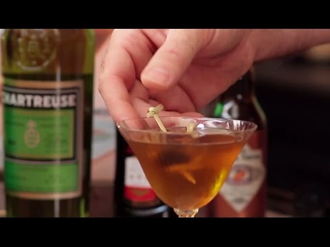 Choose the Right Garnish - Bijou Cocktail