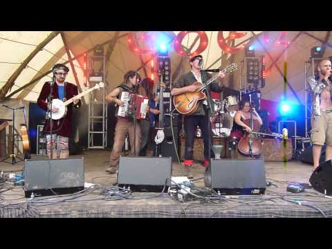 Ushti Baba/broken ears/bagel boy live at Eden