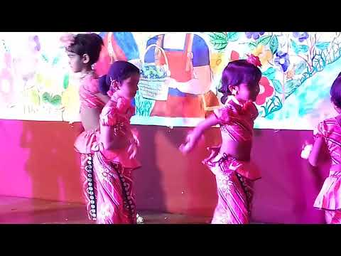 Sedani dahamya sathsarani udagedara (ගම අවුලන්නයි ) DANCE