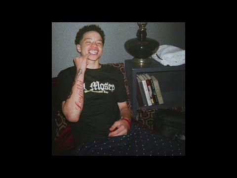 Lil Mosey-Space Coupe ft Matt Ox (og version )