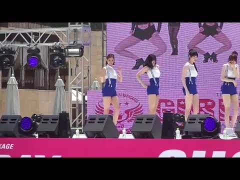 Expectation- Girl's Day ( Live @ Press Showcase )