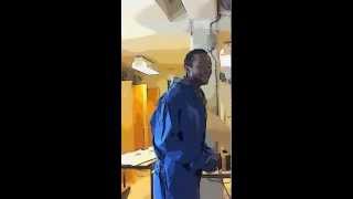 James sings Norwegian song from Di derre:)