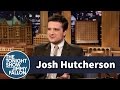 Josh Hutcherson Answers Fans TWITTER Questions.