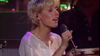 Video thumbnail of "Dana Winner - Dont Cry For Me Argentina"