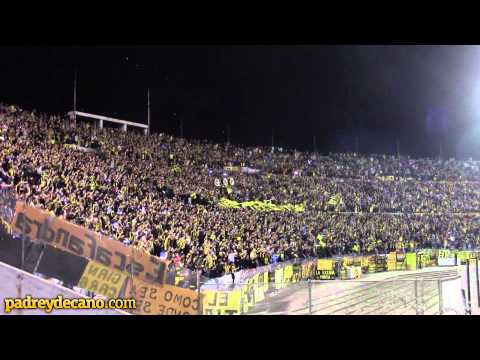 "Hinchada Peñarol vs J. Wilstermann - Sudamericana 2014" Barra: Barra Amsterdam • Club: Peñarol • País: Uruguay