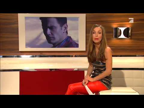 Annemarie Carpendale 28 11 2013 Leather