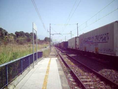 Il saluto della E655 193