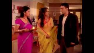 shradha sharma wearing dark pink sari a in tv show