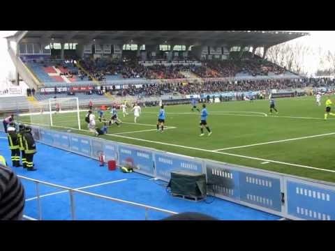 cesena novara 1-0 feb 2013 824.MOV
