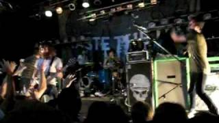 Music video thumbnail preview for The Chariot live -Yanni Depp, Before there was Atlanta there was Douglasville [scream the prayer 09] by The Chariot