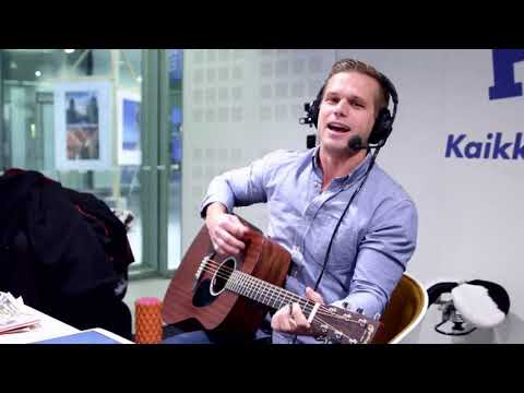 Hovimuusikko Ilkka - Lomalla Viimeinkin (Jari Aarnio)