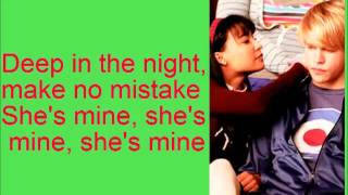 Glee Make No Mistake (She&#39;s Mine) with lyrics