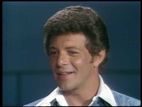 American Bandstand 1976- Interview Frankie Valli