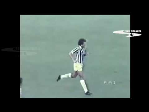 Platini Dribbling superb Skills ‐ No One Came Even Close Of Michel Platini