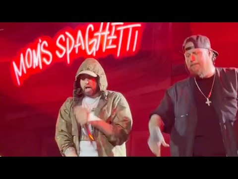 Eminem & Jelly Roll - Lose Yourself (Surprise Performance During Jelly's Show @ Ford Field, Detroit)