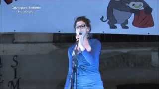 preview picture of video 'MIGLIONICORRIDA 2013. Show in Piazza Castello a MIGLIONICO (Matera). Canta Rossella Mafaro'