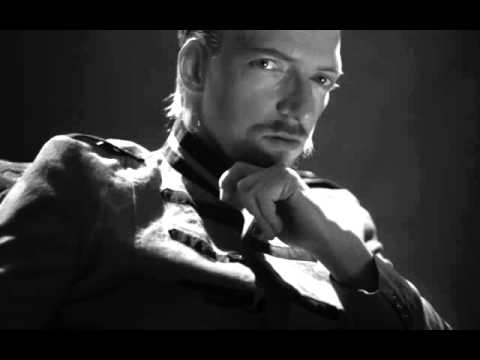 Sneaker - Sumatra Rain