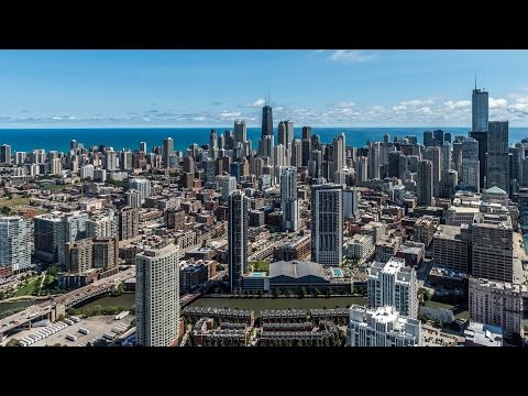Tour a Gold Coast / River North H-tier convertible at Chestnut Place apartments